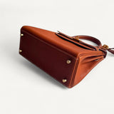 Bolsa Hermès Kelly 25 Retourne Barenia com Ferragens Gold