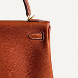 Bolsa Hermès Kelly 25 Retourne Barenia com Ferragens Gold