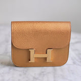 Carteira Hermès Constance Slim GoatSkin Chevre Dore com Ferragens Gold