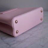 Bolsa Louis Vuitton Capucines Couro Rose
