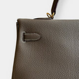 Bolsa Hermés Kelly 35 Togo Etoupe com Ferragens Gold