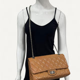 Bolsa Chanel 2.55 em Couro Bege com Ferragens Prata
