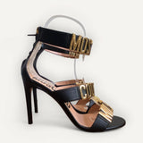 Sandália Moschino Logo-Letter em Couro Preto