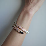 Pulseira Bvlgari Serpenti Viper Rose Gold com Pavê de Diamantes e Pedra em Ônix