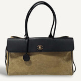Bolsa Chanel Suede Grained Calfskin & Gold - Tone Metal | Dark Beige & Black