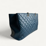 Bolsa Chanel Shopper Azul Marinho com Ferragens Prateadas