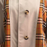 Trench Coat Burberry com Detalhes Xadrez - Tam 38