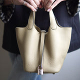 Bolsa Hermès Picotin 18 Clemence Dune com Ferragens Palladium