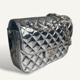 Bolsa Chanel Mirror Backpack w/ Star Coin Calfskin Prata