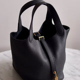 Bolsa Hermès Picotin 18 Clemence Noir com Ferragens Gold