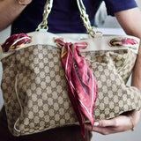 Bolsa Gucci Positano Scarf Monograma
