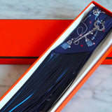 Twilly Hermès Em seda Les Cles A Pois Com Franjas de Couro Bleu Marine/Gris Argent