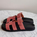 Sandália Hermès Chypre Croco Rose Bois de Santal