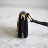 Porta Airpods Valentino Couro Preto