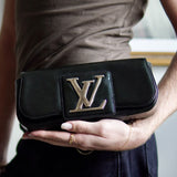 Clutch Louis Vuitton SoBe Electric Epi Preta