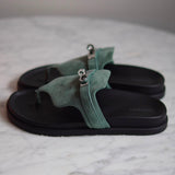 Sandália Hermès Empire Camurça Vert Cèdre com Ferragens Palladium