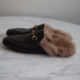 Mule Gucci Preto com Pelos