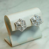 Brinco Full Diamond Flor Hexagonal 3,98CT