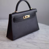 Bolsa Hermès Mini Kelly Epsom Noir com Ferragens Gold