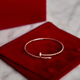 Pulseira Cartier Just Un Clou Spiky Ouro Rosa 18K