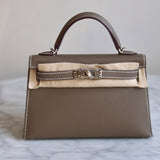 Bolsa Hermès Mini Kelly Epsom Etoupe com Ferragens Palladium