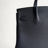 Bolsa Hermès Birkin 25 Togo Noir com Ferragens Gold