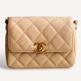 Bolsa Chanel Single Flap Caviar Bege Small com Gold Hardware
