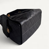 Bolsa Chanel 25 Small Preta com Ferragens Douradas