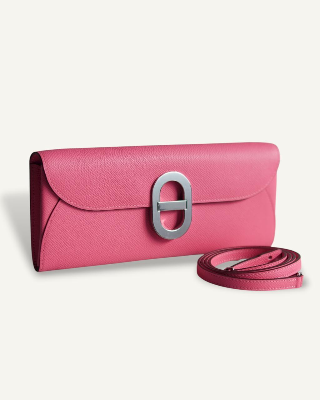 Hermès – Front Row