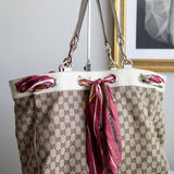Bolsa Gucci Positano Scarf Monograma