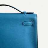 Bolsa Hermès Kelly Pochette Zanzibar com Ferragens Palladium