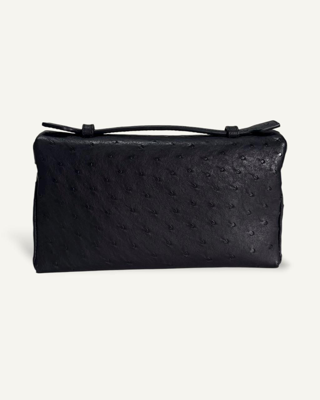 Bolsa Loro Piana Extra Pocket L19 Ostrich Black com Ferragens