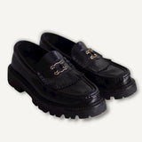 Mocassim Celine Margaret com Triomphe Preto com Ferragens Douradas