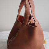 Bolsa Hermès Picotin 18 Clemence Gold Com Ferragens Gold