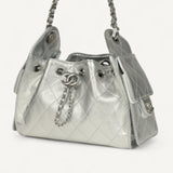 Bolsa Chanel 25 Mini Prata com Ferragens Prateadas