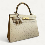 Bolsa Hermès Kelly 28 Ostrich Parchemin com Ferragens Gold
