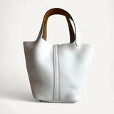 Bolsa Hermès Picotin Lock Eclat Nata com Gold e com Ferragens Gold