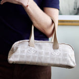 Bolsa Chanel Travel Line Bege