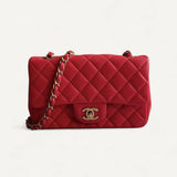 Bolsa Chanel Classic Flap Mini Rosa Coral com Ferragens Douradas