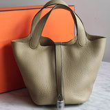 Bolsa Hermès Picotin 18 Clemence Dune com Ferragens Palladium