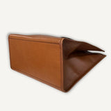Bolsa Fendi Sunshine Tote em Couro Caramelo