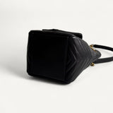 Bolsa Saint Laurent Niki Bucket Preta com Ferragens Douradas