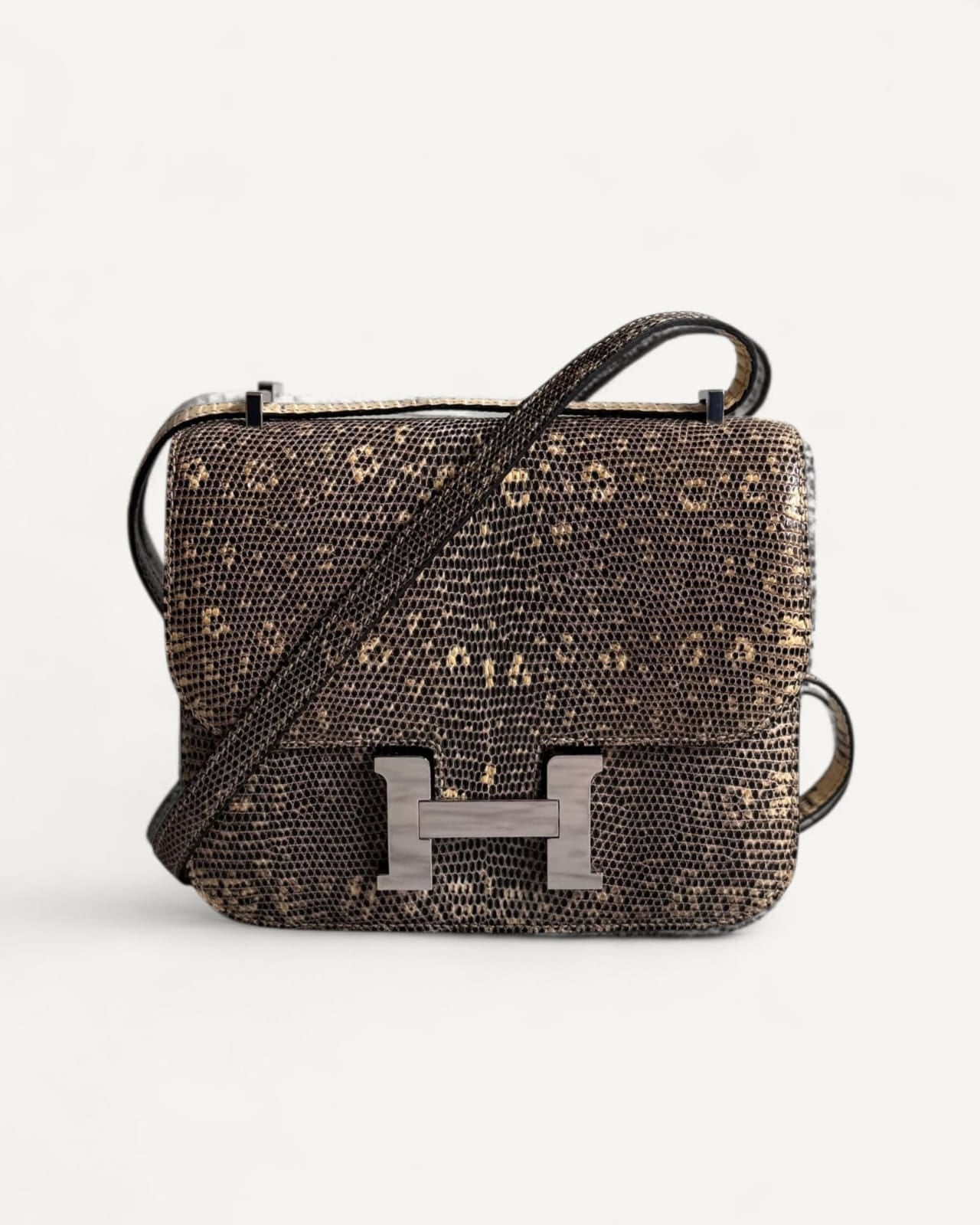 Bolsa Hermès Constance em Couro Lizzard com Ferragens Palladium