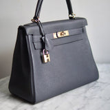 Bolsa Hermès Kelly 28 Togo Gris Misty com Ferragens Gold
