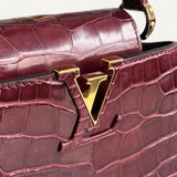  Bolsa Louis Vuitton Mini Capucine Croco Burgundy com Ferragens Douradas