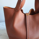 Bolsa Hermès Picotin 22 Clemence Gold com Ferragens Douradas
