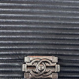 Bolsa Chanel Boy Striped Preta Média