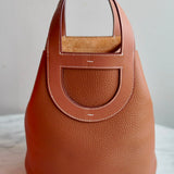 Bolsa Hermès In the Loop Togo Gold  com Ferragens Gold