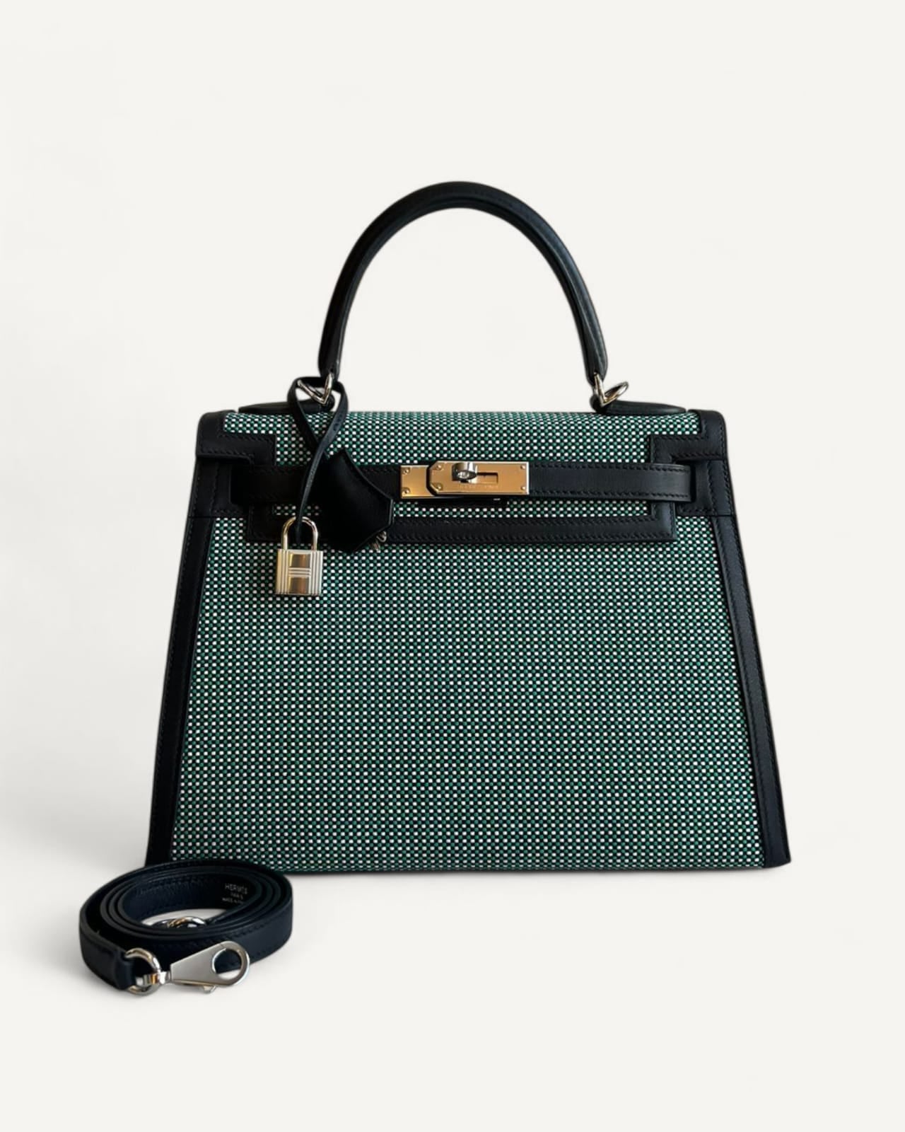 FREITAG L01 KELLY ケリー Bolsa Hermés Kelly 28 Toile Quadrille Vert com Ferragens Palladium