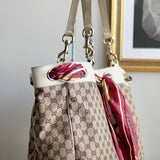 Bolsa Gucci Positano Scarf Monograma
